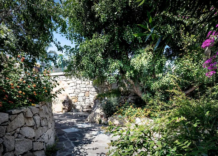 Cruccuris - Adults Only Hotell