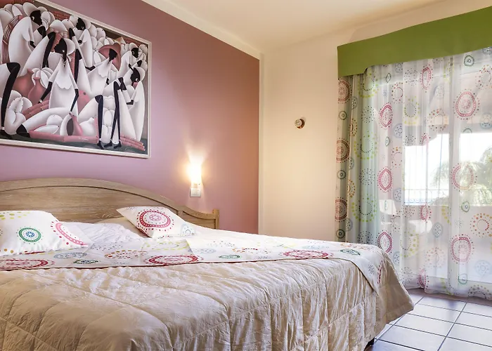 Cruccuris - Adults Only