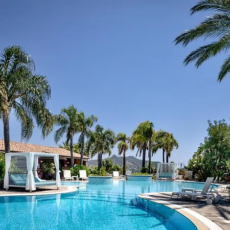 Cruccùris Hotel