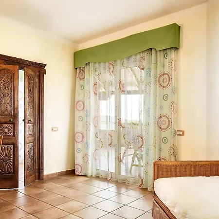 Hotel Cruccùris