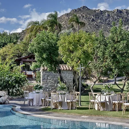 Hotel Cruccùris 4*