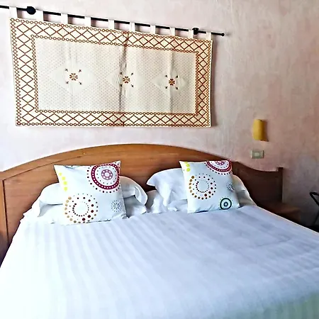Cruccùris Hotel