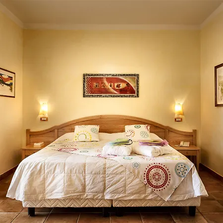 Cruccuris - Adults Only 4*