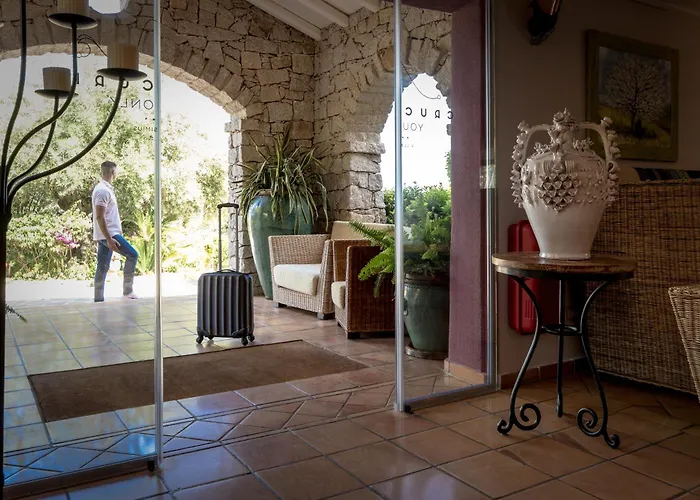 Cruccuris - Adults Only ヴィッラシミーウス