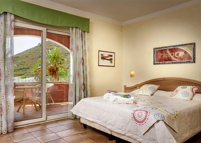 Cruccuris - Adults Only 4*