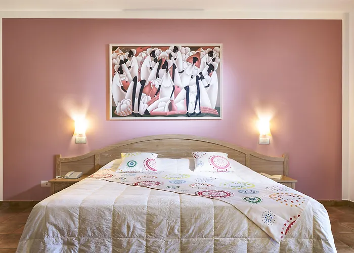 Cruccuris - Adults Only ヴィッラシミーウス