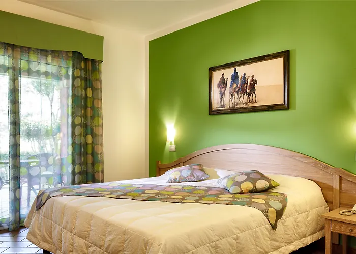 Cruccuris - Adults Only 4*