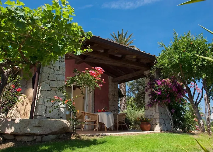 Cruccuris - Adults Only ヴィッラシミーウス